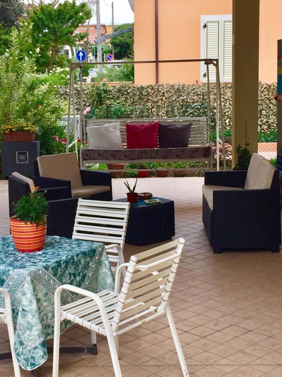Hotel Argo Rimini Exteriör bild