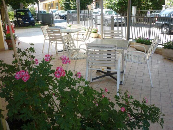 Hotel Argo Rimini Exteriör bild